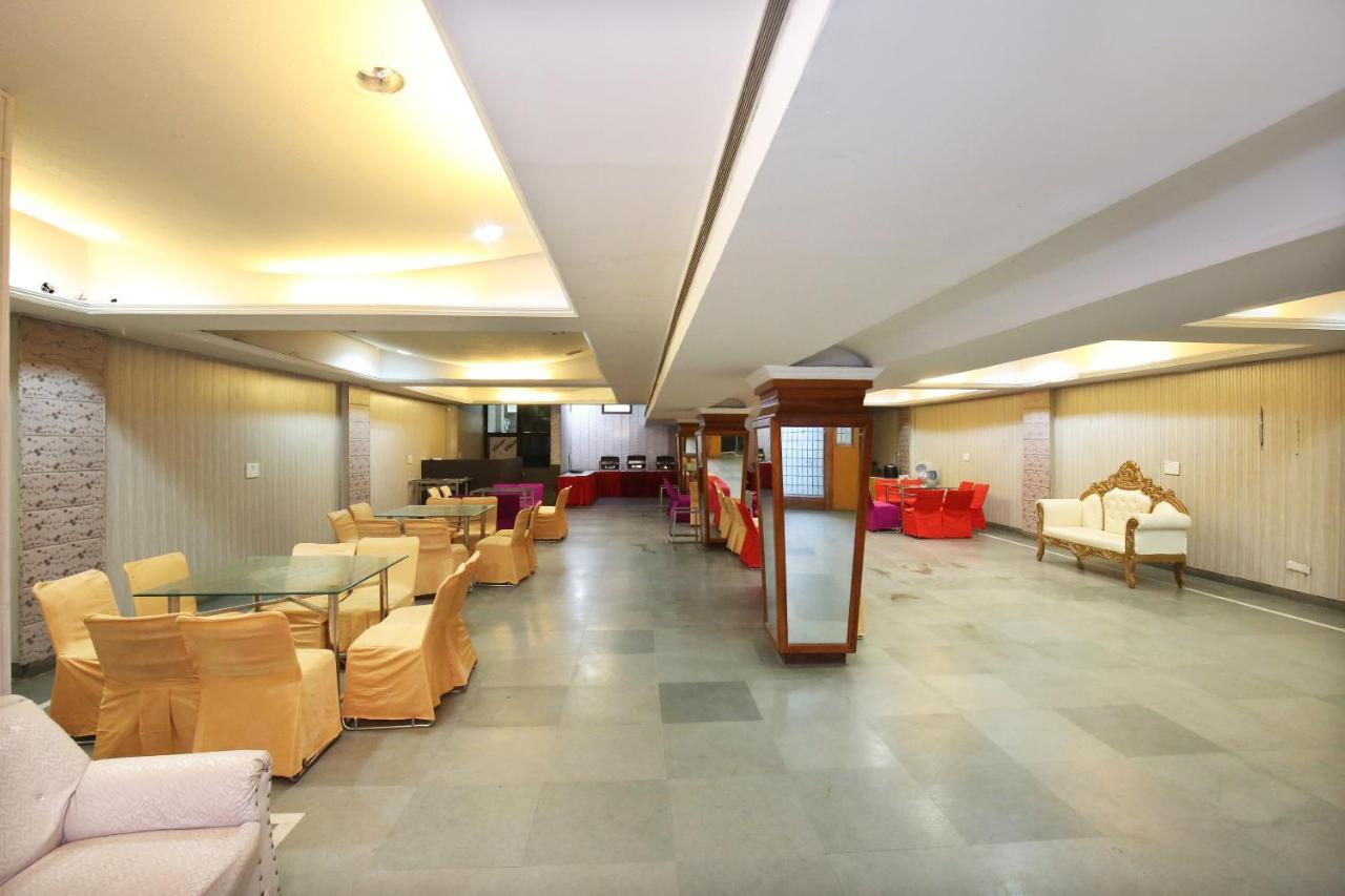 Capital O 10990 Hotel Gobind Regency Zirakpur Ngoại thất bức ảnh